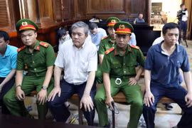Các bị cáo tại phiên tòa ngày 25/9/2019. (Ảnh: Thành Chung/TTXVN)