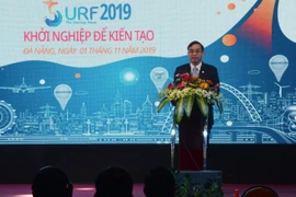 Phó chủ tịch UBND thành phố Đà Nẵng Lê Trung Chinh phát biểu khai mạc Ngày hội. (Ảnh: Quốc Dũng/TTXVN)