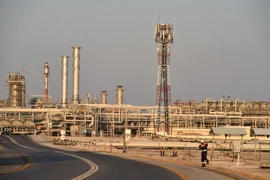 Một cơ sở lọc dầu của Aramco ở Saudi Arabia, ngày 20/9 vừa qua. (Ảnh: AFP/ TTXVN)