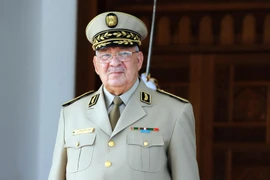 Tổng tham mưu trưởng quân đội Algeria đột ngột qua đời