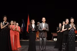 Ý-Việt Fashion Show: “Những vẻ đẹp đều dẫn tới thành Rome” 