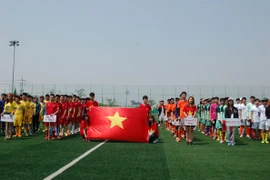 Giải bóng đá của người Việt tại Asan. (Ảnh: Vũ Toàn-Hữu Tuyên/Vietnam+)