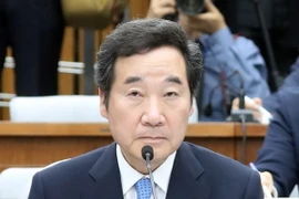 Ông Lee Nak-yon trong phiên điều trần tại Quốc hội ở Seoul ngày 24/5. (Nguồn: EPA/TTXVN)