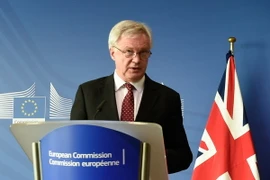 Trưởng đoàn đàm phán Brexit của Anh David Davis. (Ảnh: AFP/TTXVN)