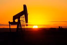 Giá dầu châu Á tăng nhờ kỳ vọng vào thỏa thuận của OPEC