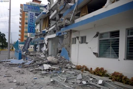  Ecuador thiệt hại nặng sau trận động đất mạnh 5,8 độ Richter