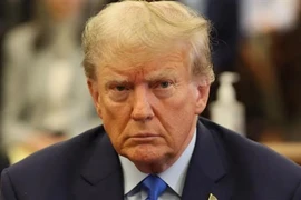 Cựu Tổng thống Mỹ Donald Trump tại phiên xét xử ở tòa án quận Manhattan, bang New York, Mỹ, ngày 2/10. (Ảnh: NYdailynews/TTXVN)