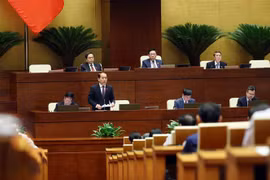 Chủ nhiệm Ủy ban Pháp luật của Quốc hội Hoàng Thanh Tùng giải trình, làm rõ một số vấn đề đại biểu Quốc hội nêu. (Ảnh: An Đăng/TTXVN)