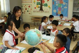 Tổ chức thi dạy học theo chủ đề tích hợp dành cho giáo viên 