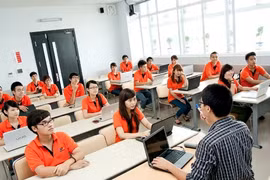 Đưa bài thi tiếng Anh quốc tế PTE Academic vào Việt Nam 