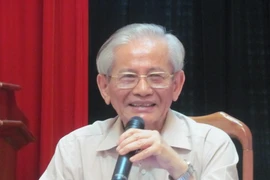 Giáo sư Phan Huy Lê: Học sinh chán môn Sử là tất yếu!