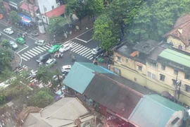 [Photo] Toàn cảnh hiện trường sập nhà cổ ở 107 Trần Hưng Đạo 