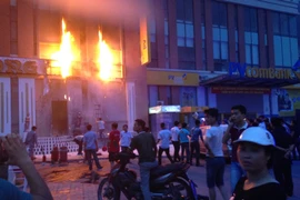 Cháy tại khách sạn Dầu Khí thành phố Thái Bình, chưa rõ nguyên nhân