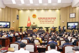Một phiên họp trong Kỳ họp thứ 12, Hội đồng Nhân dân thành phố Hà Nội khóa XVI, nhiệm kỳ 2021-2026. (Ảnh: Doãn Tấn/TTXVN)