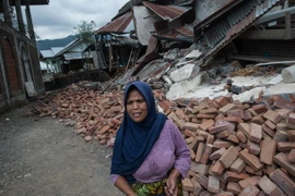 Động đất đã phá hủy nhiều tuyến đường giao thông trên đảo Lombok. (Nguồn: THX/TTXVN)