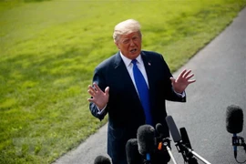 Tổng thống Mỹ Donald Trump phát biểu với báo giới. (Ảnh: THX/TTXVN)