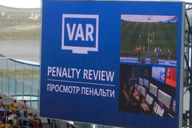 VAR vẫn đang gây tranh cãi tại World Cup 2018. (Nguồn: Moneycontrol)