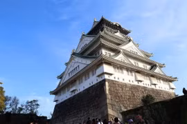 Lâu đài Osaka là một địa điểm thu hút khách du lịch tới tham quan. (Nguồn: Huy Hùng/TTXVN)