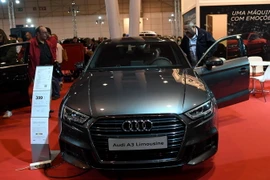 Một mẫu xe Audi được giới thiệu tại triển lãm ô tô Lisbon, Bồ Đào Nha ngày 21/11. (Nguồn: THX/TTXVN)
