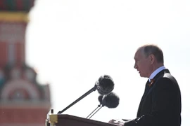 Tổng thống Nga Vladimir Putin phát biểu trong lễ kỷ niệm 73 năm ngày Chiến thắng. (Nguồn: Sputnik)