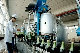 Một dây chuyền sản xuất bia ở Trung Quốc. (Ảnh: National Geographic)