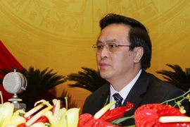 Trưởng Ban Đối ngoại Trung ương Hoàng Bình Quân, đoàn đại biểu Đảng bộ tỉnh Tuyên Quang, trình bày tham luận tại Đại hội Đảng lần tứ XI. (Ảnh: TTXVN)