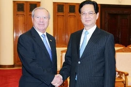 Thủ tướng Nguyễn Tấn Dũng tiếp ông Enrique Castillo-Barrantes, Bộ trưởng Ngoại giao và Tôn giáo Costa Rica đang thăm và làm việc tại Việt Nam. (Ảnh: Đức Tám/TTXVN)