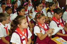 Học sinh Cuba trong một lớp học ngoại khóa. (Nguồn: Internet)