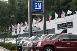 Xe ôtô của hãng GM được bán tại Martin Cadillac ở Yonkers, New York. (Nguồn: AFP/TTXVN)