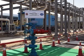 Giếng dầu Mangla số 1 tại nhà máy khai thác dầu khí Cairn tại Rajasthan, Ấn Độ. (Nguồn: AFP/TTXVN)