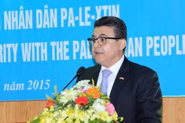 Đại sứ Palestine tại Việt Nam Saadi Salama phát biểu tại buổi lễ. (Ảnh: An Đăng/TTXVN)