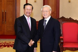 Tổng Bí thư Nguyễn Phú Trọng tiếp Phó Thủ tướng Chính phủ Lào Somsavad Lengsavath. (Ảnh: Thống Nhất/TTXVN)