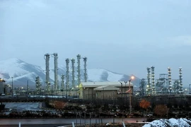 Iran vẫn tiếp tục xây dựng tại nhà máy hạt nhân Arak