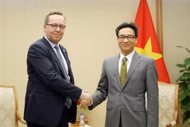 Phó Thủ tướng Vũ Đức Đam tiếp Bộ trưởng Bộ Kinh tế Cộng hoà Phần Lan Mika Lintilä. (Ảnh: Nguyễn Dân/TTXVN)