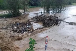 Mưa lũ gây ngập úng nhiều khu vực tại Nghĩa Đô, huyện Bảo Yên. (Ảnh: Hồng Ninh/TTXVN)