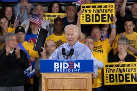 Cựu Phó Tổng thống Mỹ Joe Biden phát biểu trong chiến dịch vận động tranh cử tại Pittsburgh, bang Pennsylvania, Mỹ ngày 29/4. (Ảnh: AFP/TTXVN)