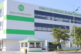 Cơ sở mới có tổng diện tích 21.000 m2 với trang thiết bị công nghệ hiện đại, công suất đến 35.000 suất ăn/ngày. (Ảnh: VNA cung cấp)