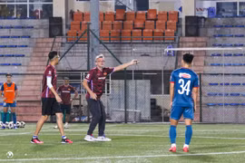 HLV Philippe Troussier đang hoàn thiện bước chuẩn bị cuối cùng cho Đội tuyển Việt Nam. (Nguồn: VFF)