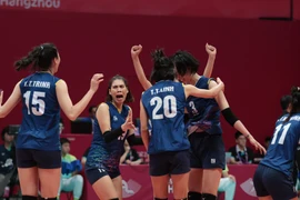 ASIAD 19: Bóng chuyền Nữ Việt Nam ngược dòng kịch nh trước Hàn Quốc 