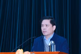 Ủy viên Trung ương Đảng, Bí thư Đảng ủy Khối các cơ quan Trung ương Nguyễn Văn Thể phát biểu chỉ đạo hội nghị. (Ảnh: Phương Hoa/TTXVN)