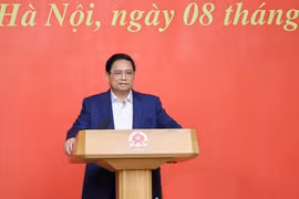 Thủ tướng Phạm Minh Chính chủ trì Phiên họp thứ nhất Kinh tế-Xã hội Đại hội XIV của Đảng. (Ảnh: Dương Giang/TTXVN)