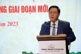 Đổi mới, coi trọng công tác xây dựng Đảng về tư tưởng, đạo đức 