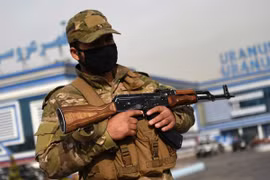 Nhân viên an ninh Afghanistan. (Nguồn: ndtv.com)