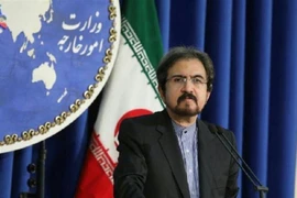 Người phát ngôn Bộ Ngoại giao Iran Bahram Qassemi phát biểu trong cuộc họp báo tại Tehran. (Ảnh: IRNA/TTXVN)