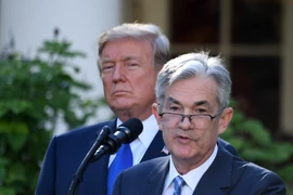 : Ông Jerome Powell (phải) phát biểu tại Washington DC., ngày 2/11/2017. (Nguồn: THX/TTXVN)