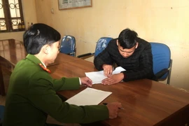 Lái xe Lương Công Hiếu tại Cơ quan Cảnh sát điều tra. (Ảnh: Minh Tâm/Vietnam+)