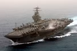  Tàu sân bay USS Theodore Roosevelt của Hải quân Mỹ. (Nguồn: AFP/TTXVN)
