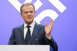 Chủ tịch Hội đồng châu Âu Donald Tusk trong cuộc họp báo tại Sofia, Hungary. (Ảnh: AFP/TTXVN)