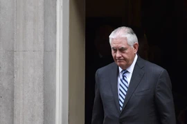 Ông Rex Tillerson trong chuyến thăm và làm việc tại London, Anh lúc còn đương nhiệm chức Ngoại trưởng Mỹ ngày 22/1. (Nguồn: AFP/ TTXVN)