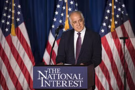 Đại diện đặc biệt của Mỹ về tiến trình hòa giải ở Afghanistan, ông Zalmay Khalilzad. (Ảnh: AFP/TTXVN)